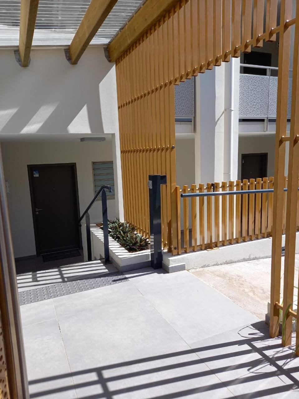 Appart Lumineux Vue Mer Leu Emra Saint-Leu Exterior foto